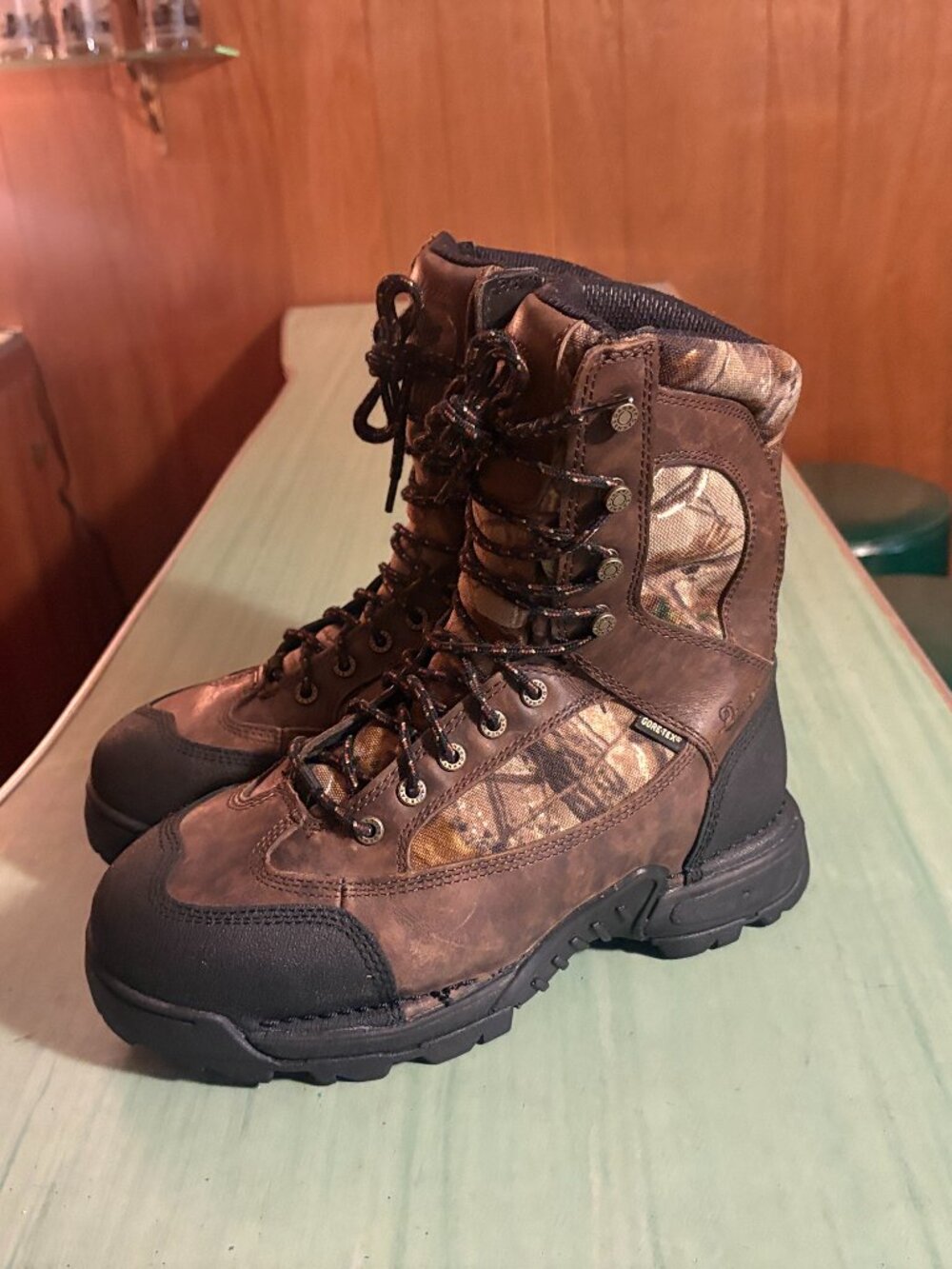 Mens Danner 1200 Gram Gore Tex Waterproof Camo Hunting Boots Size 8 D 42288